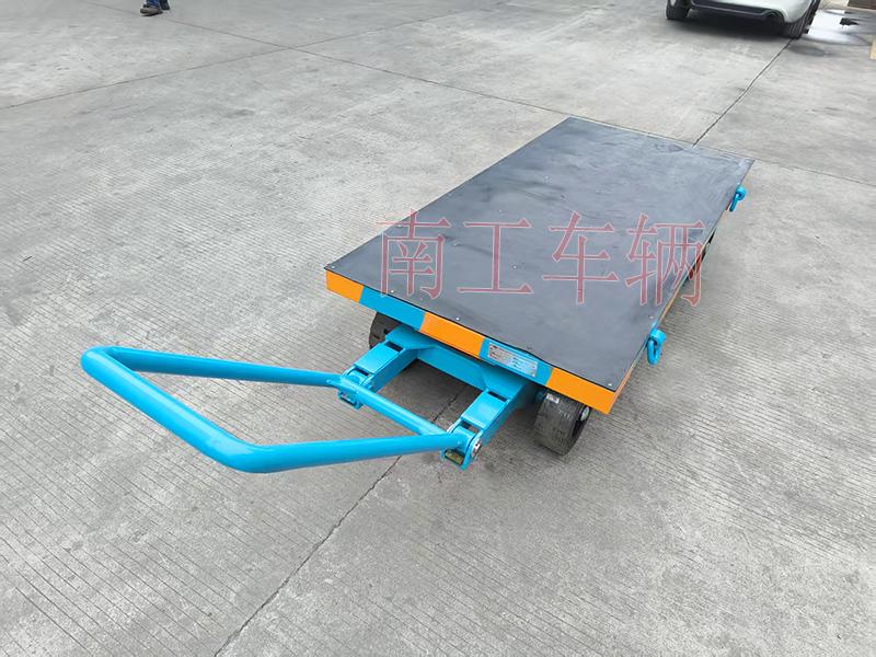 3吨小型IOS/安卓通用版/手机APP下载 带橡胶垫工具车